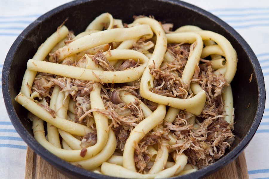 Макароны с тушенкой рецепт на сковороде с пошагово Макароны с тушенкой рецепт на сковороде с пошагово