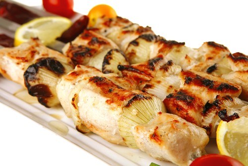 Куриные шашлыки в лимонном маринаде с шафраном