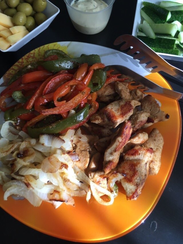 Курица с тремя перцами