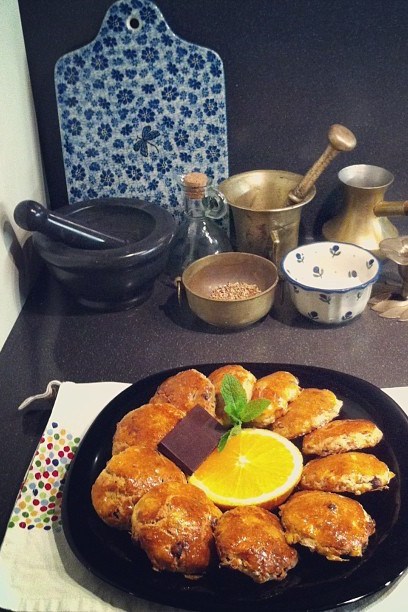 Сконы с курагой, шоколадом и апельсиновой цедрой