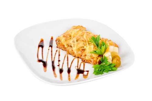 Камбала с оливками
