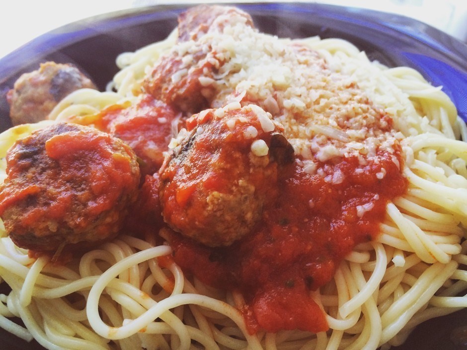 Спагетти с мясными шариками (meatballs)