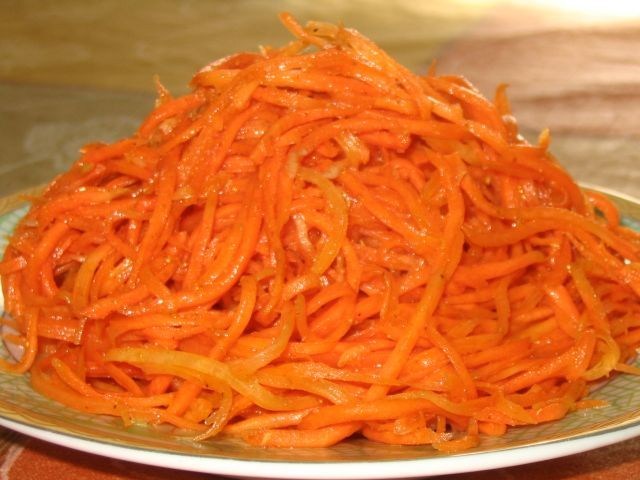 Морковь по-корейски с чесноком