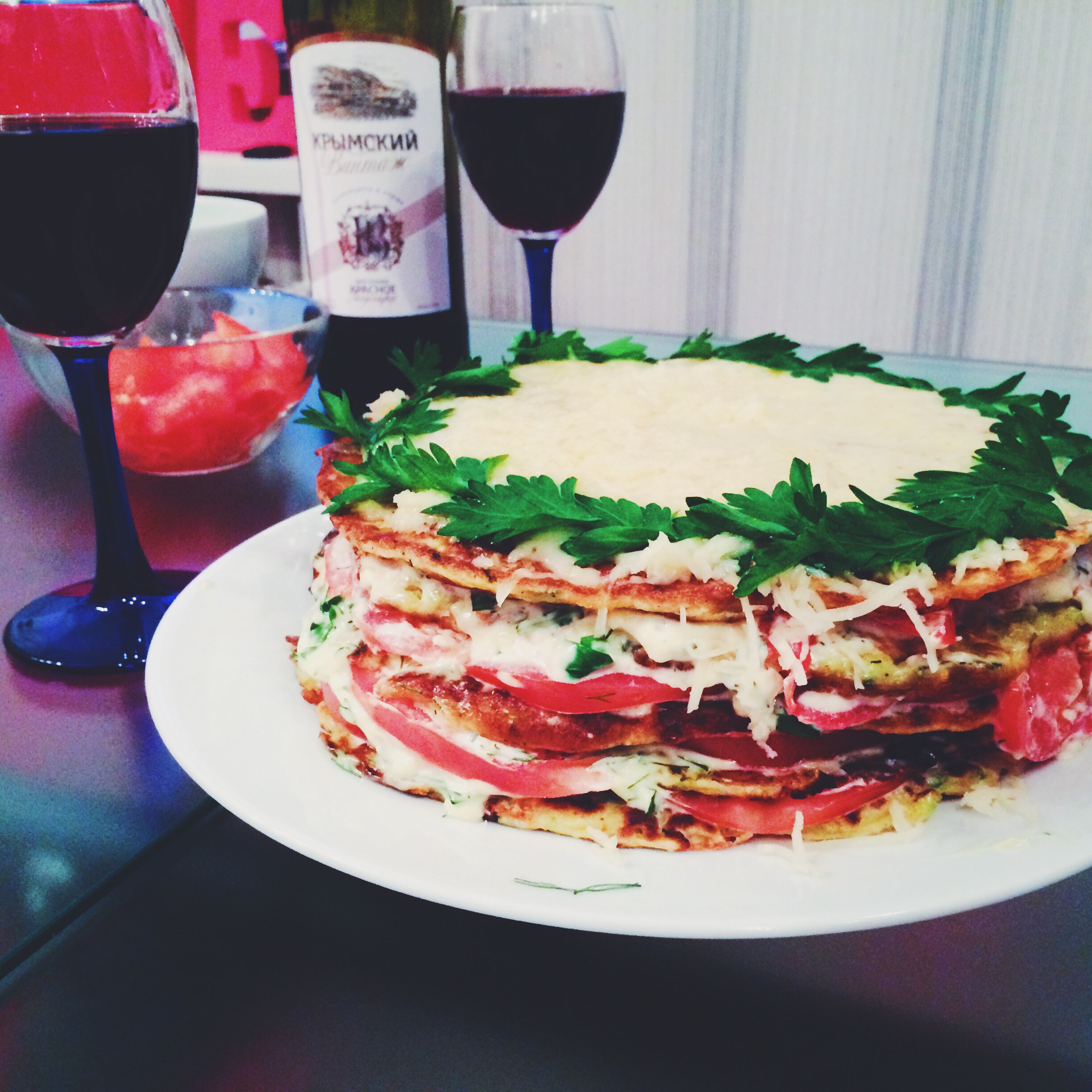 Кабачковый торт с помидорами