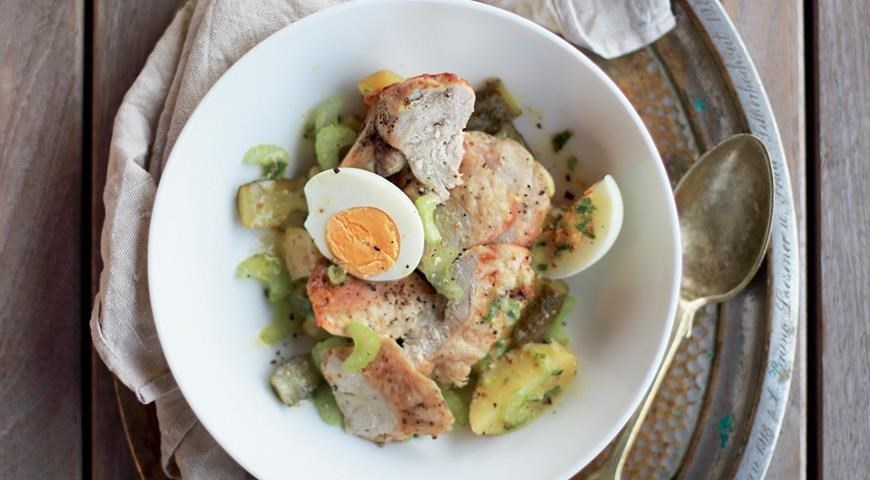 Картофельный салат с запеченной цесаркой