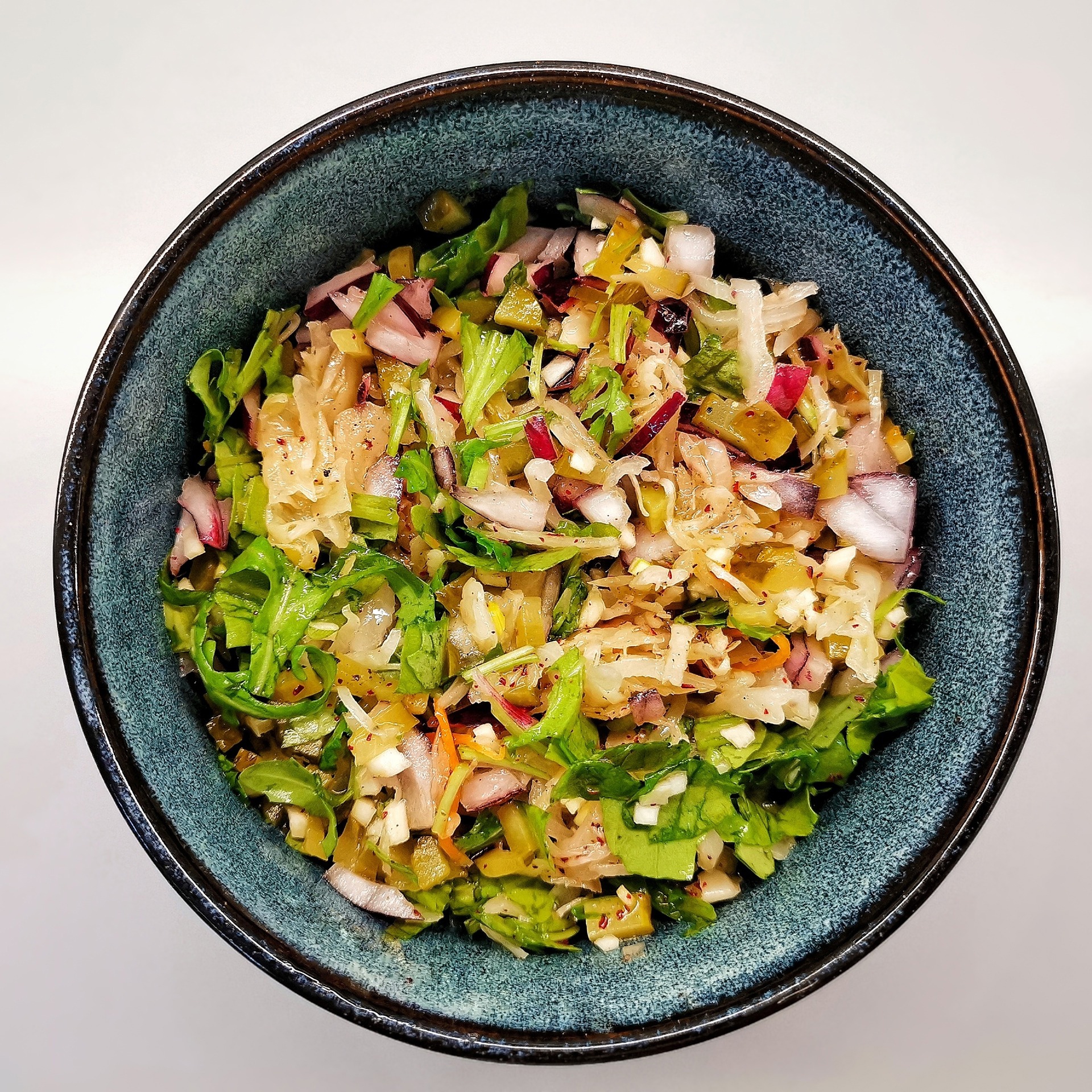Капустный салат «Метёлка» со свёклой и яблоком — пошаговый рецепт с фото