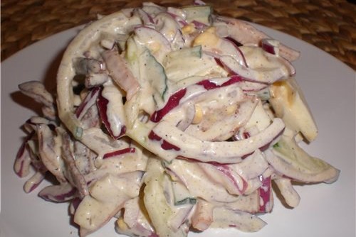 Салат из куриных грудок с грибами