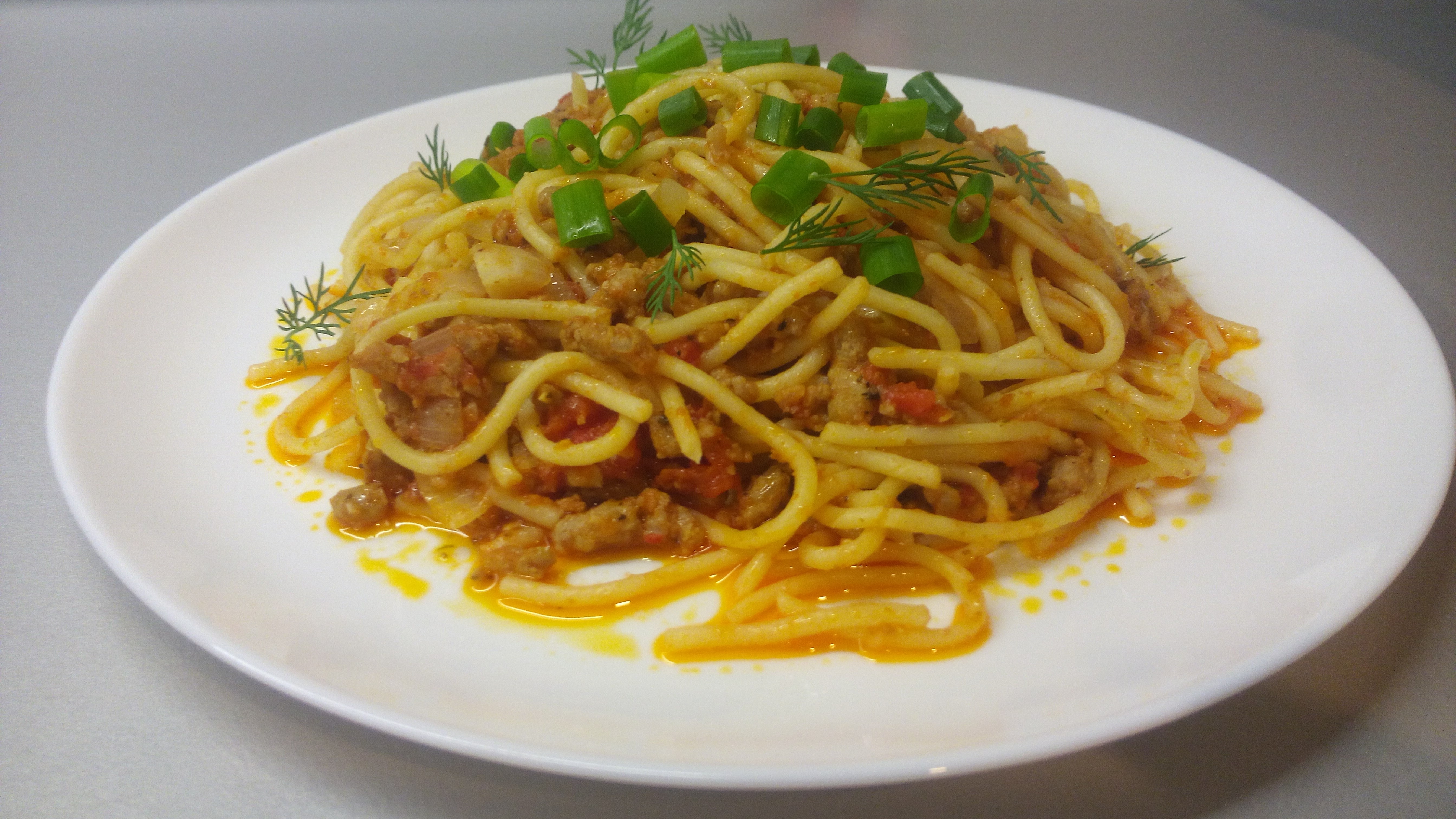 Ленивые спагетти болоньезе