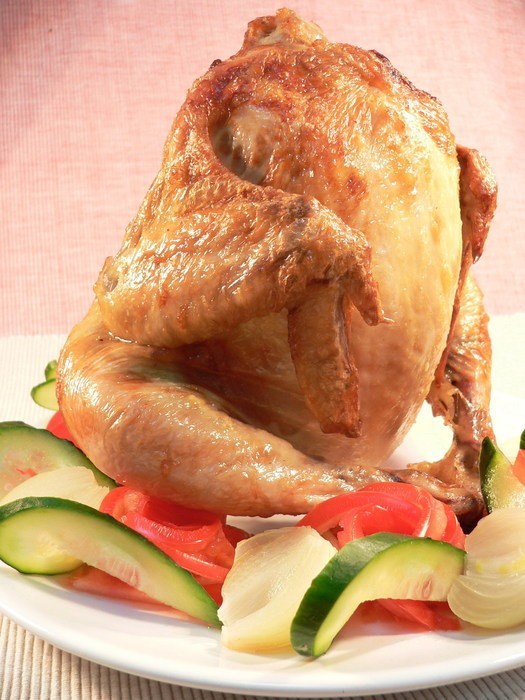 Курица на банке с водой в духовке — рецепт с фото пошагово