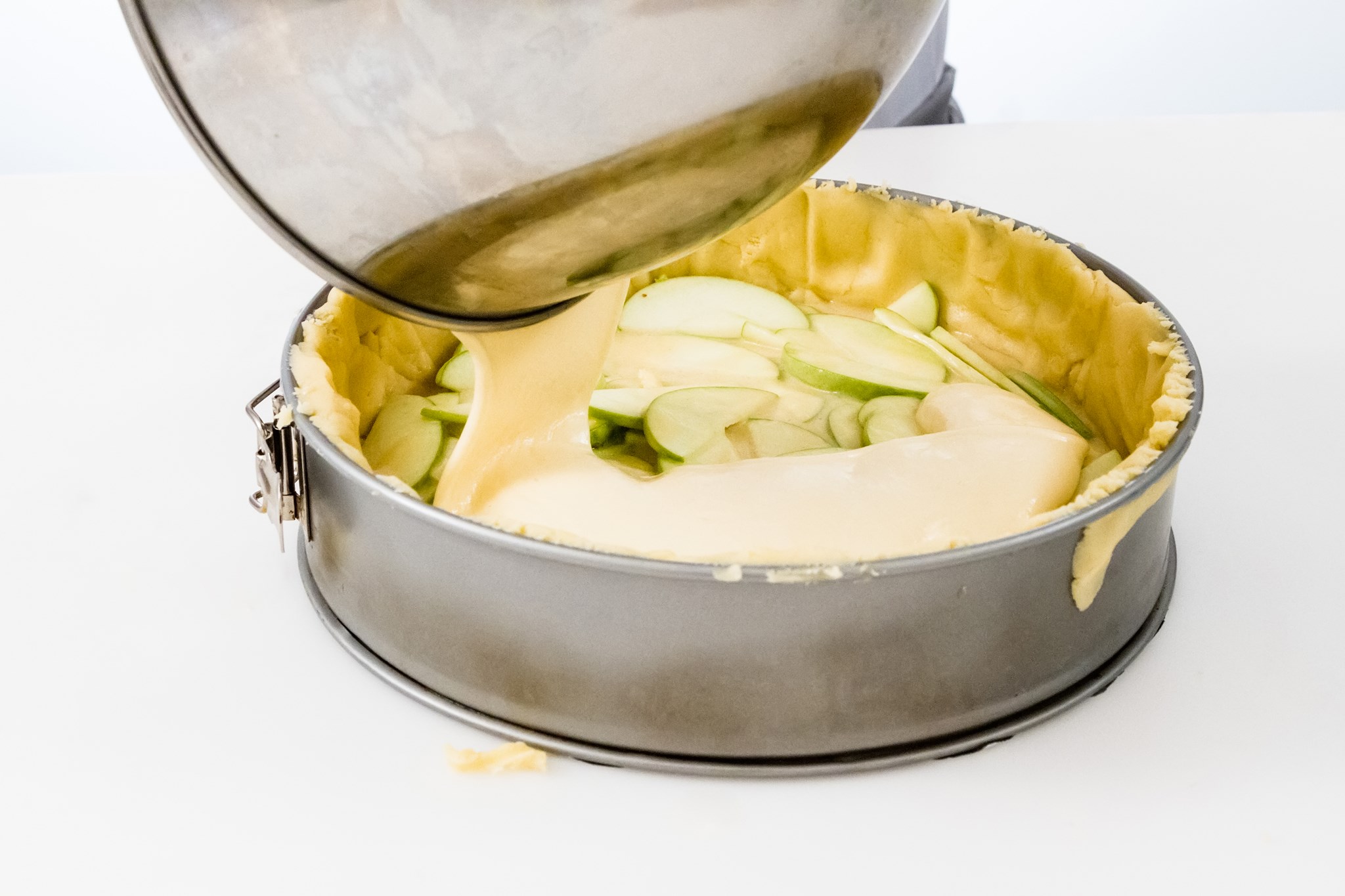 Яблочный пирог со взбитыми сливками - рецепт с фото от tdksovremennik.ru