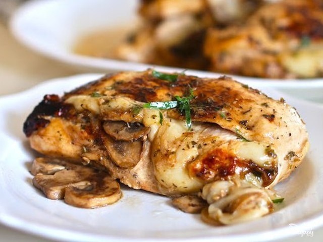 Курица с грибами запеченная в духовке - калорийность, состав, описание - демонтаж-самара.рф