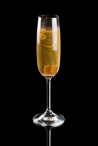 Классический коктейль из шампанского
