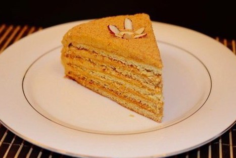 Медовик торт изумительно вкусный 🍯 пошаговый рецепт с фото на сайте академии Dr. Bakers