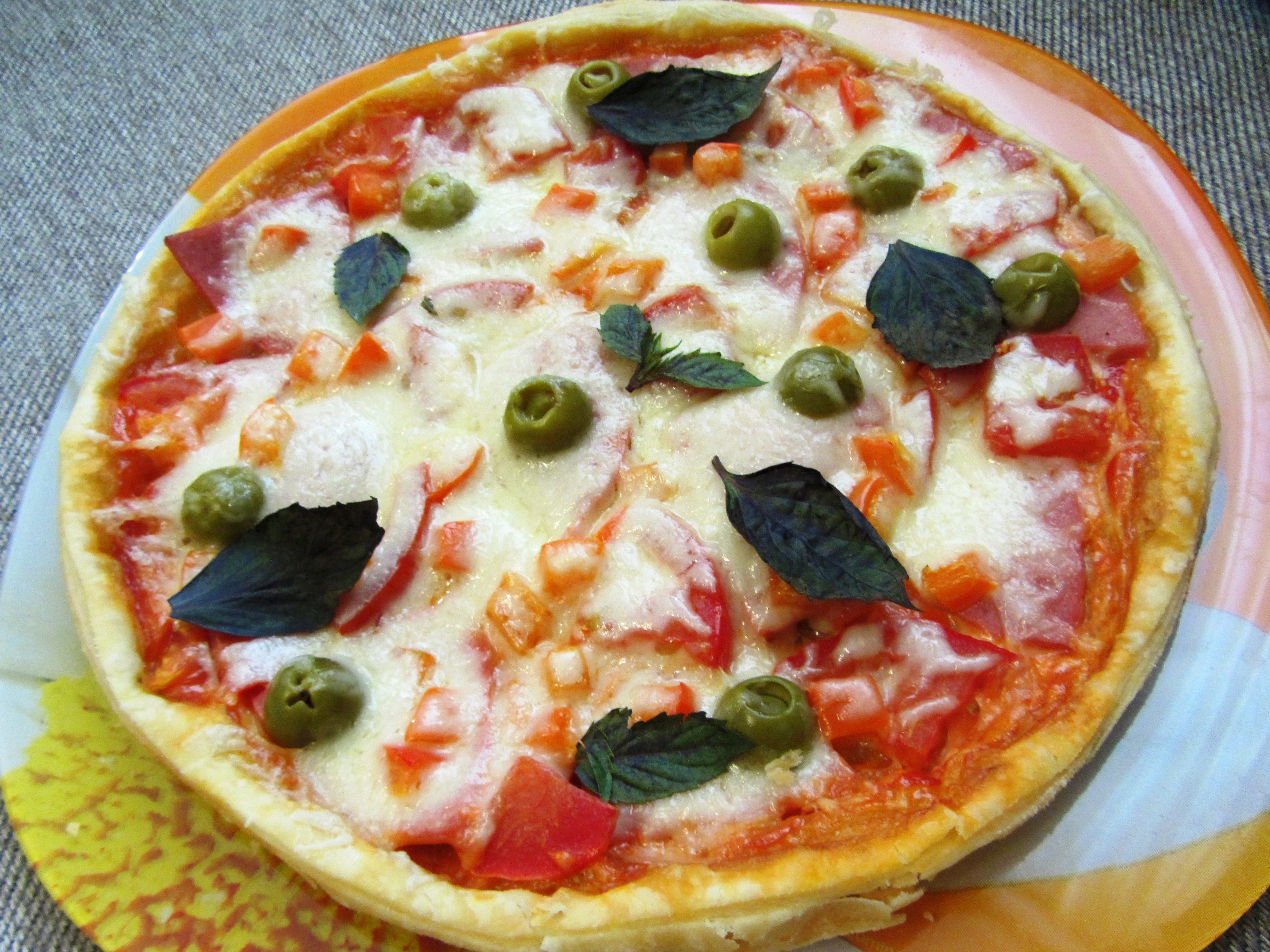 Домашняя пицца 4 сыра, которая покорит любого