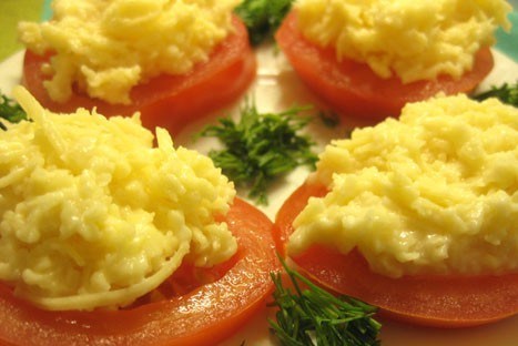 Бутерброды с помидорами и сырно-чесночным паштетом рецепт – Европейская  кухня: Закуски. «Еда»