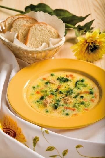 Готовим сырный суп с зеленым горошком