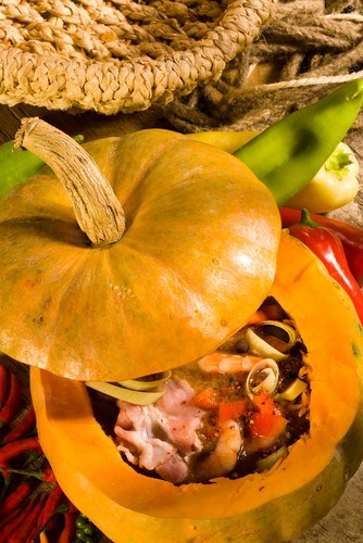 Печеная тыква с тушеным мясом