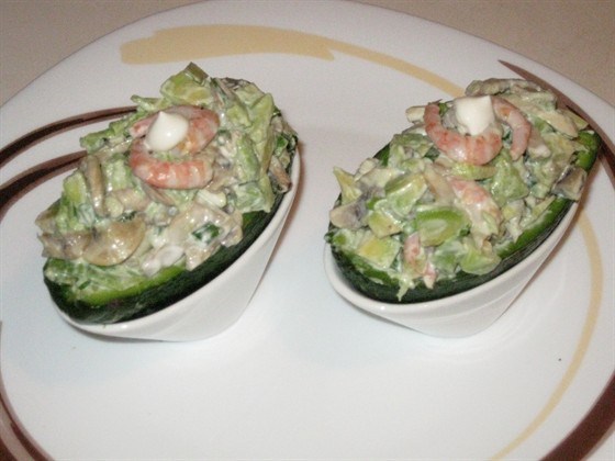 Салат с пекинской капустой и креветками рецепт фото пошагово и видео