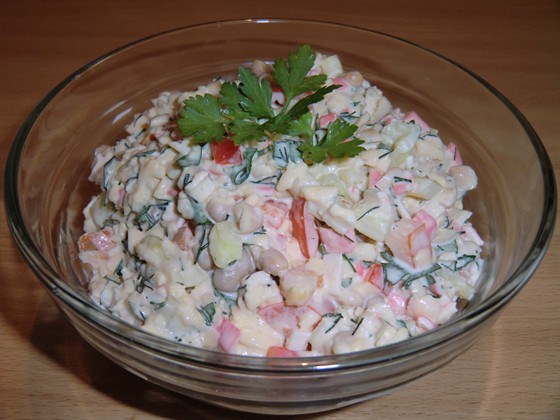 фасолевый салат с крабовыми палочками рецепт | Дзен