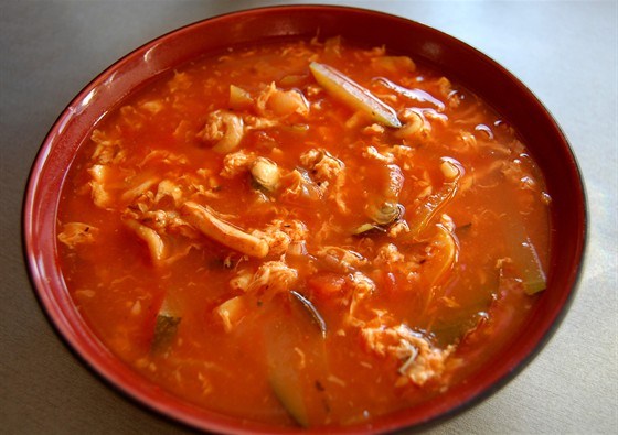 томатный суп с морепродуктами
