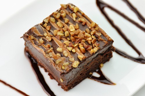 Брауни с орехами — рецепт с фото пошагово. Как приготовить шоколадный брауни с грецкими орехами?
