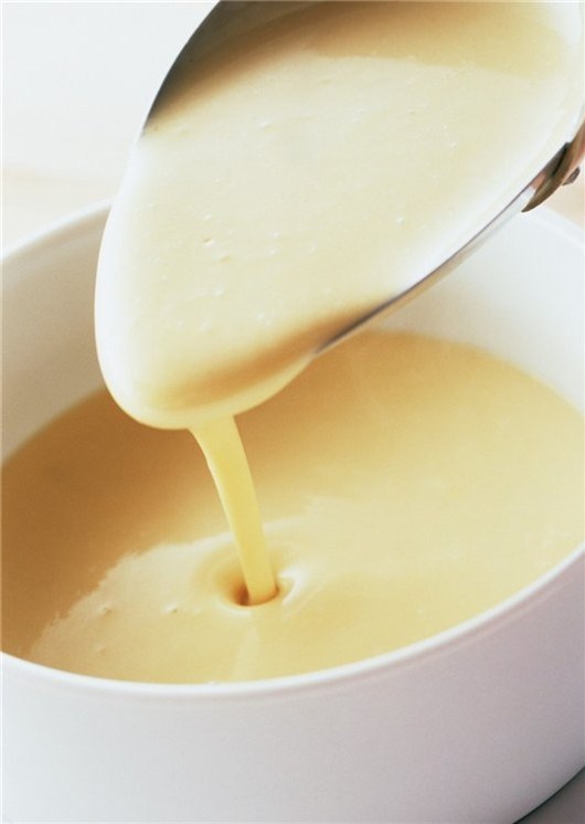 Сладкий молочно-ванильный соус