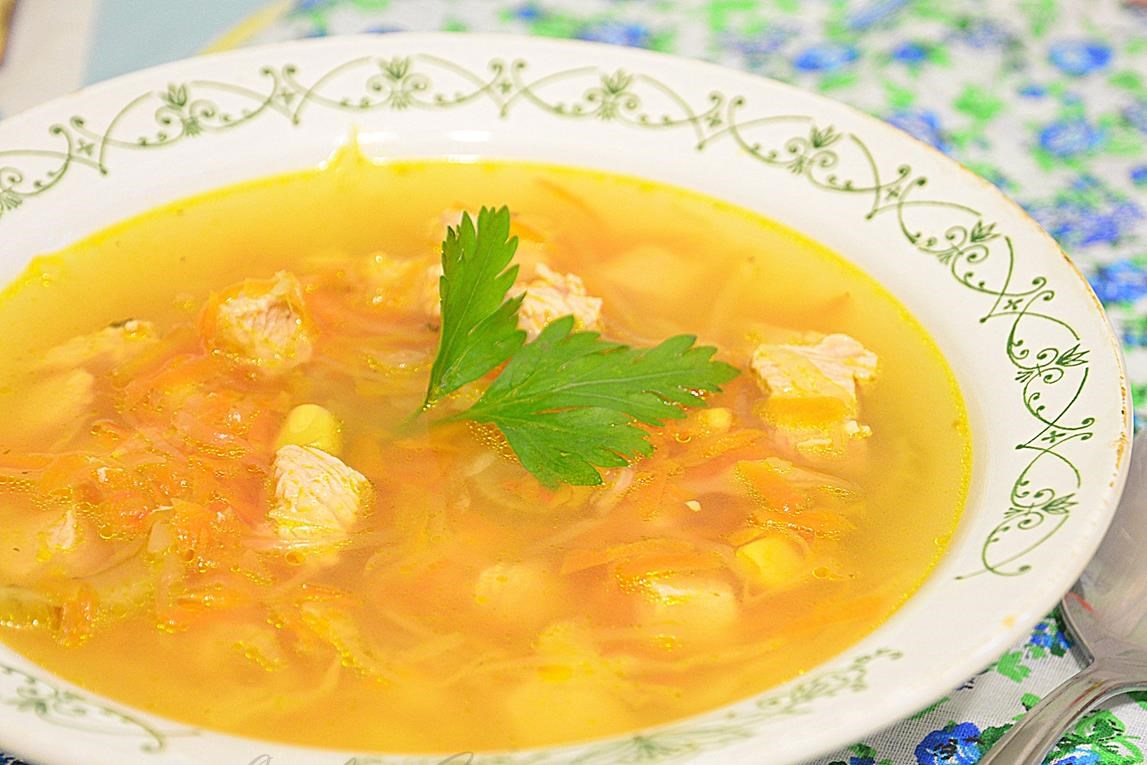 Рисовый суп с картофелем, помидором и чесноком рецепт – Супы. «Еда»