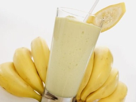 Банановый молочный коктейль с мороженым – ТОП 9 разнообразных рецептов