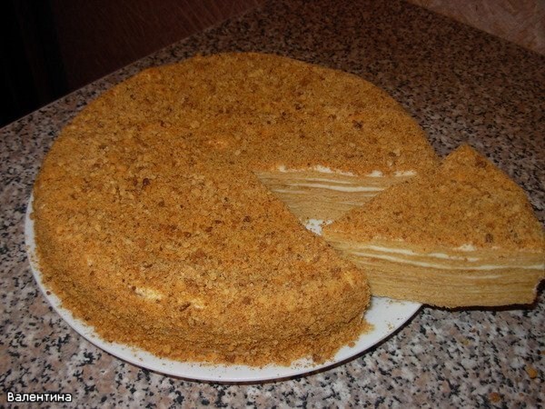 Медовый торт с арахисом