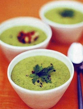 Легкий суп-пюре из шпината рецепт – Средиземноморская кухня: Супы. «Еда»