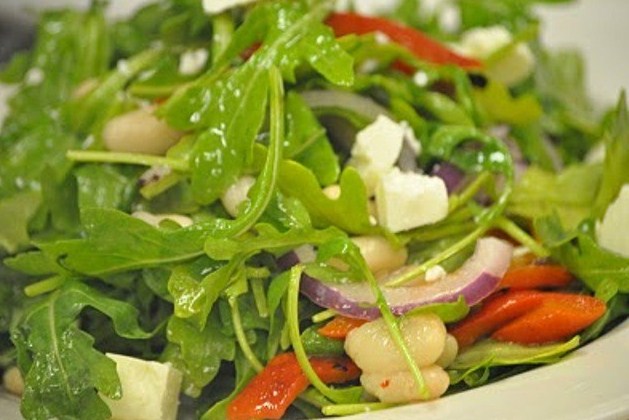 Овощной салат с рукколой и сыром фета рецепт – Итальянская кухня: Салаты. «Еда»