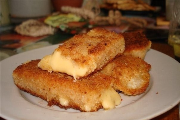Жареный плавленый сыр в панировке – пошаговый рецепт приготовления с фото