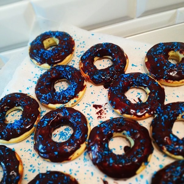 Пончики Donuts в духовке — рецепт с фото пошагово
