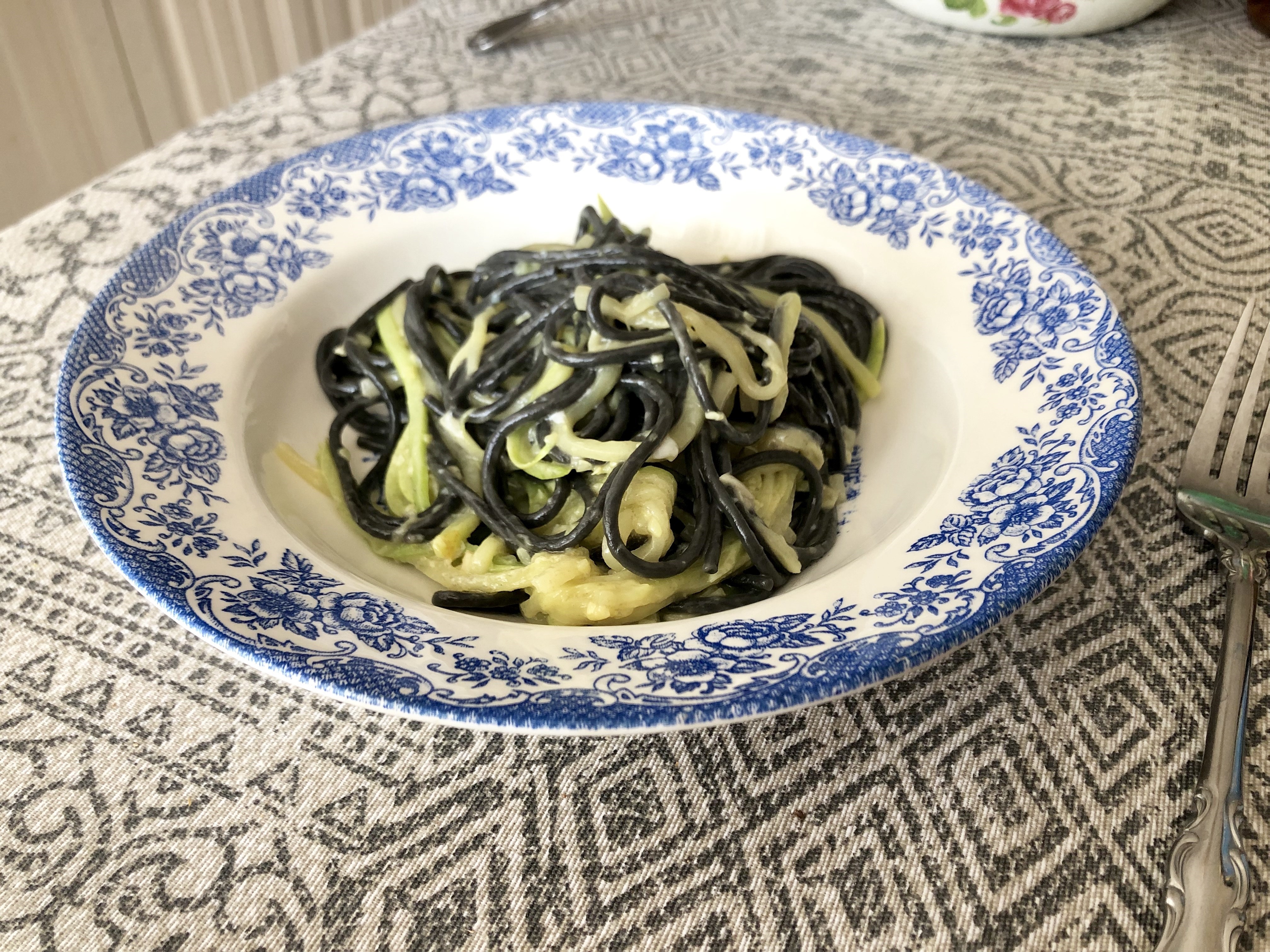 Паста с цукини и ромом