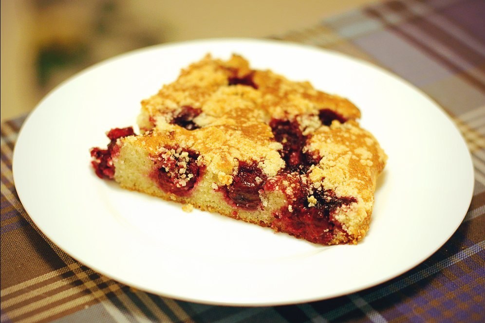 Ингредиенты для «Открытый вишневый пирог с миндалем»: