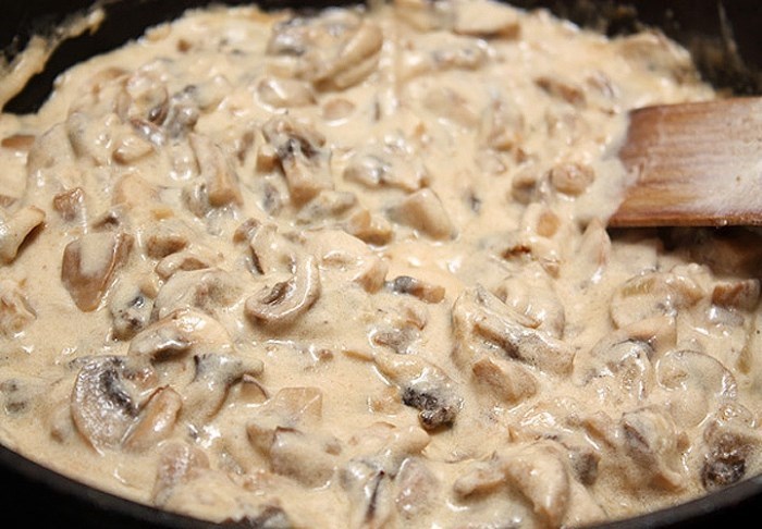 Mushroom champignon sauce with cream recipe – Swedish cuisine: Sauces and marinades. "Food"