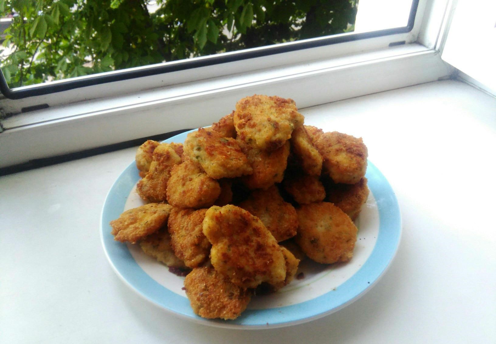 Куриные нагетсы с сыром