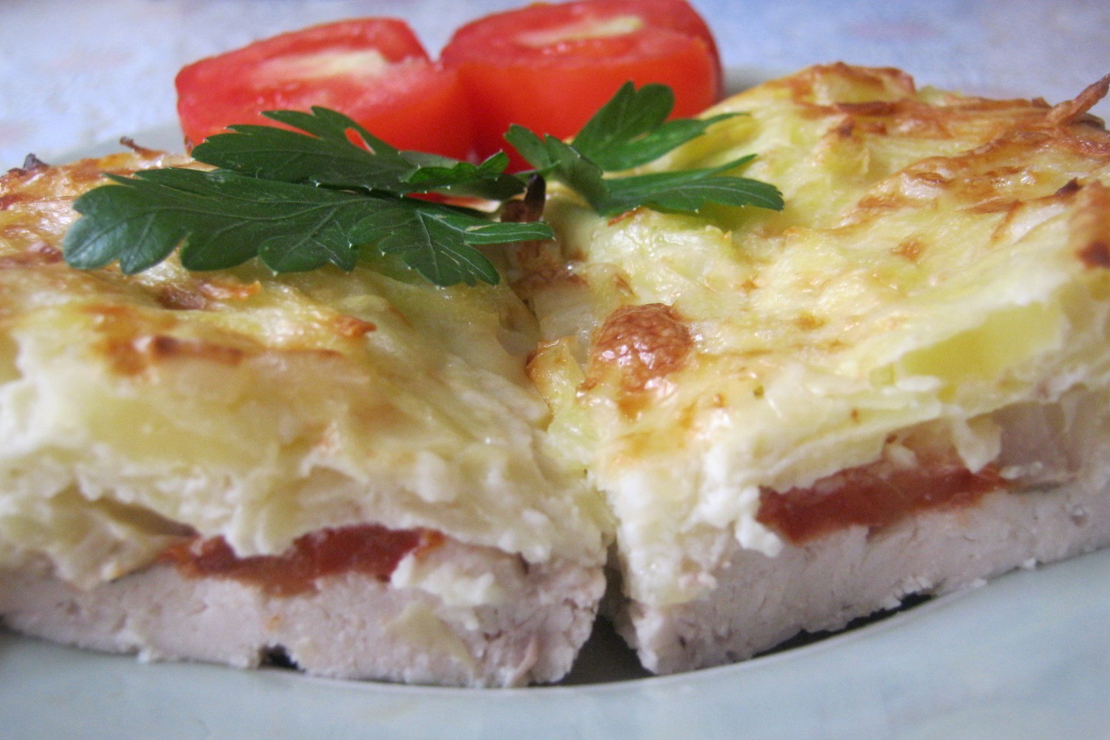 Картофель с курицей и помидорами: рецепт от Шефмаркет