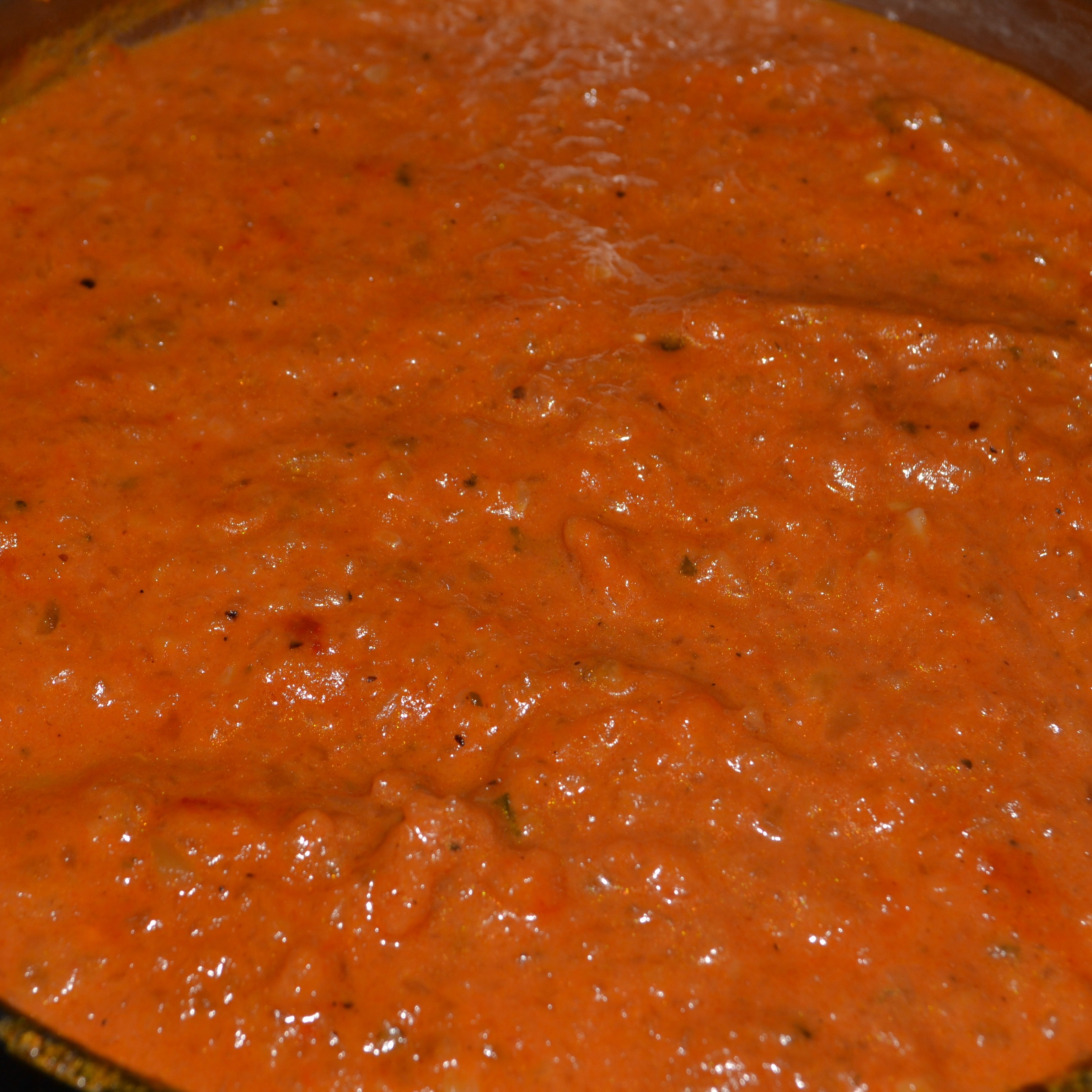 Лук томатная паста масло. Кабачковая икра домашнего приготовления. Жареная кабачковая икра. Соус икра кабачковая. Приготовление кабачковой икры.
