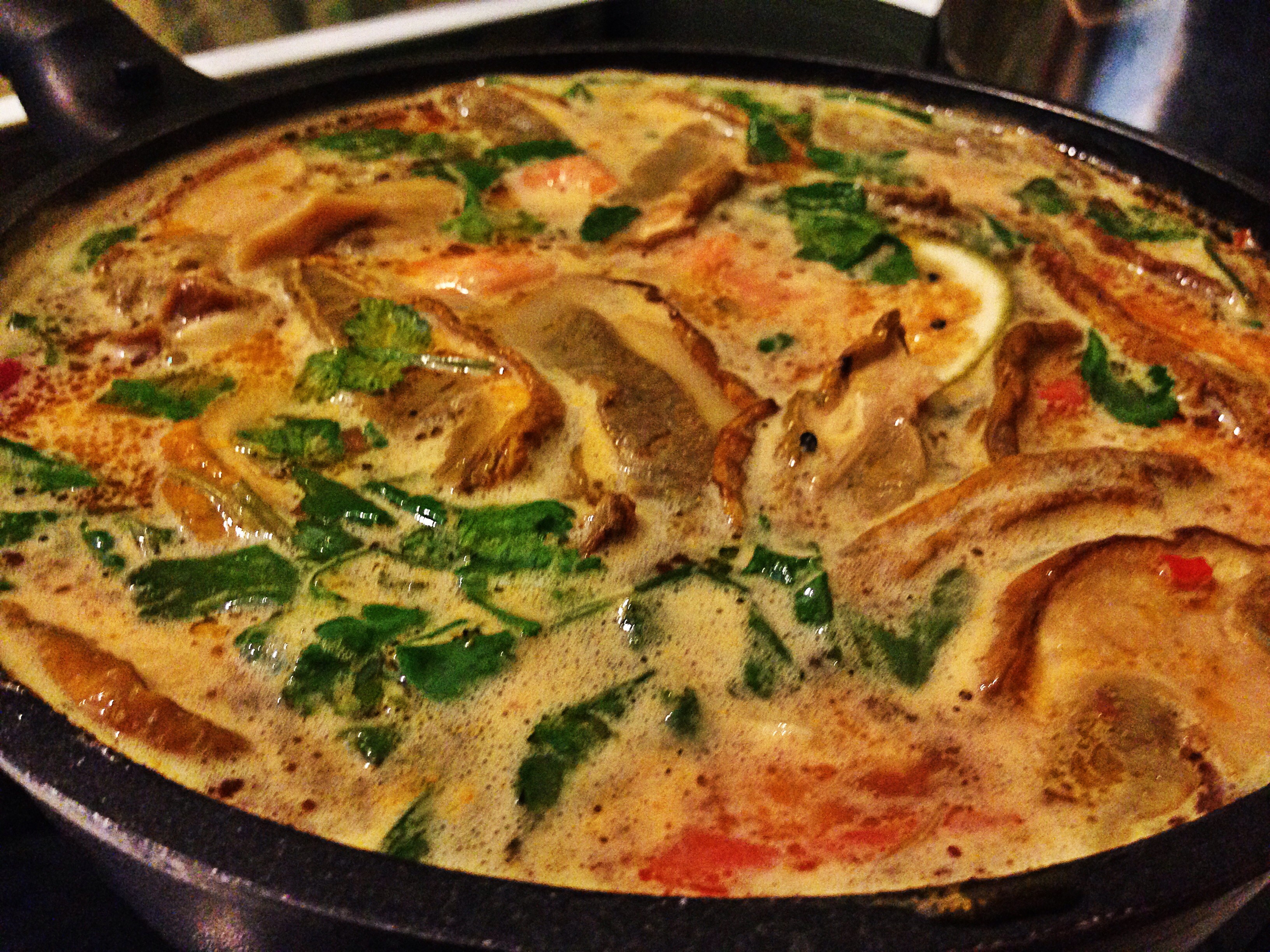 Рецепт: тайский суп том ям