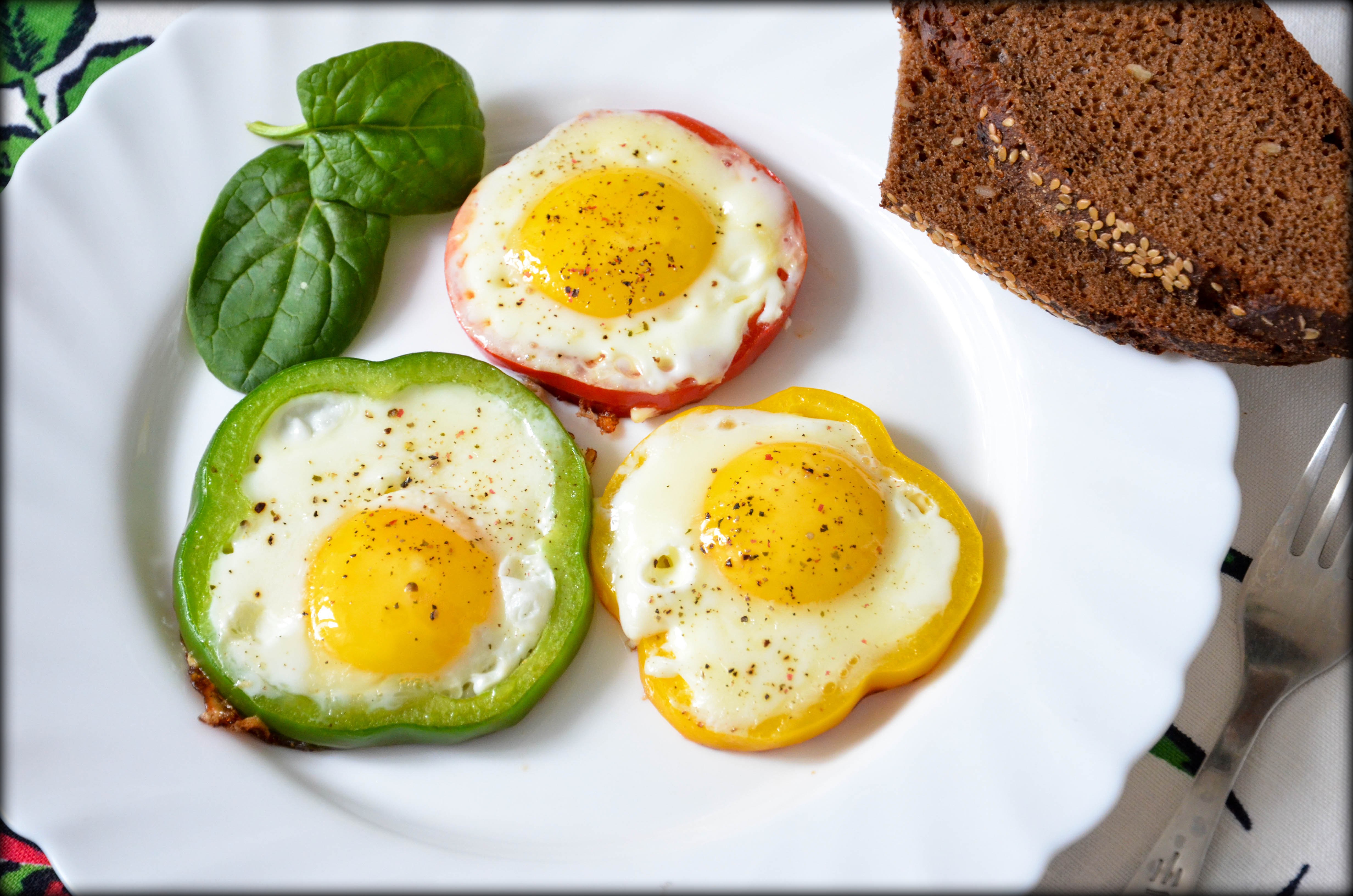 Рецепты завтраков с яйцами