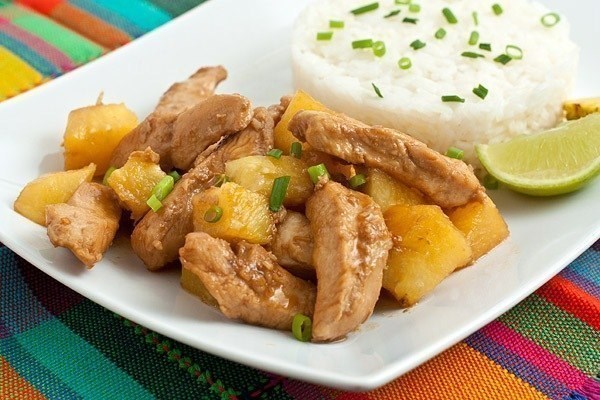 Курица с ананасом и лаймом