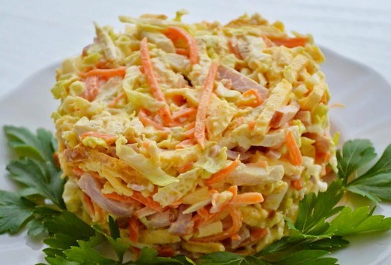 Салат с кукурузой, корейской морковью и курицей рецепт – Корейская кухня: Салаты. «Еда»