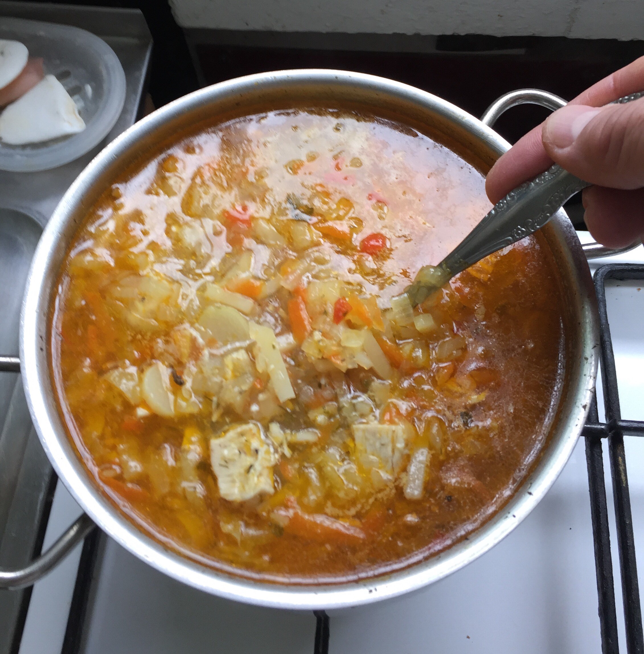 Первые блюда: супы, борщи, бульоны
