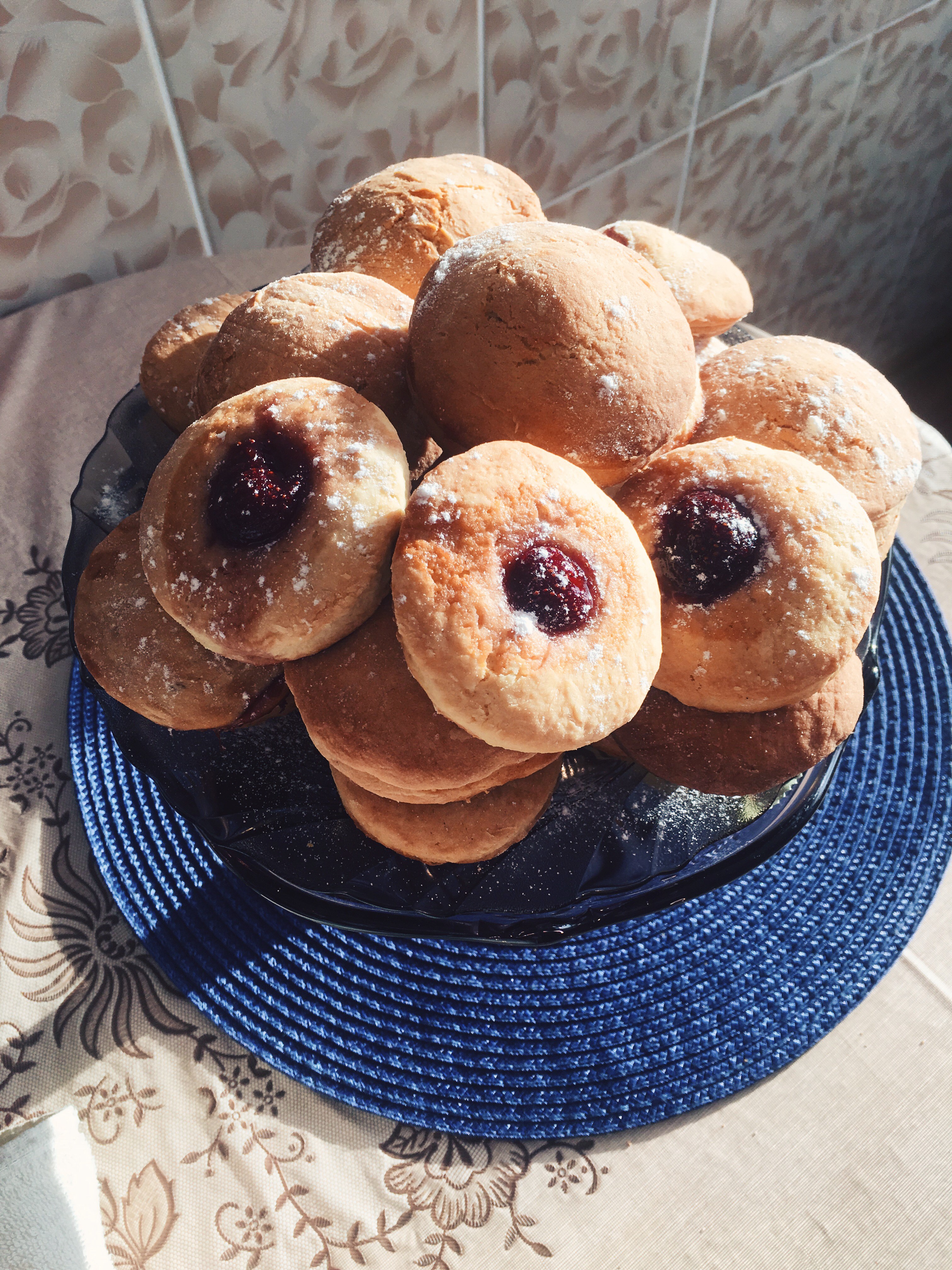 Сахарное печенье со сметаной