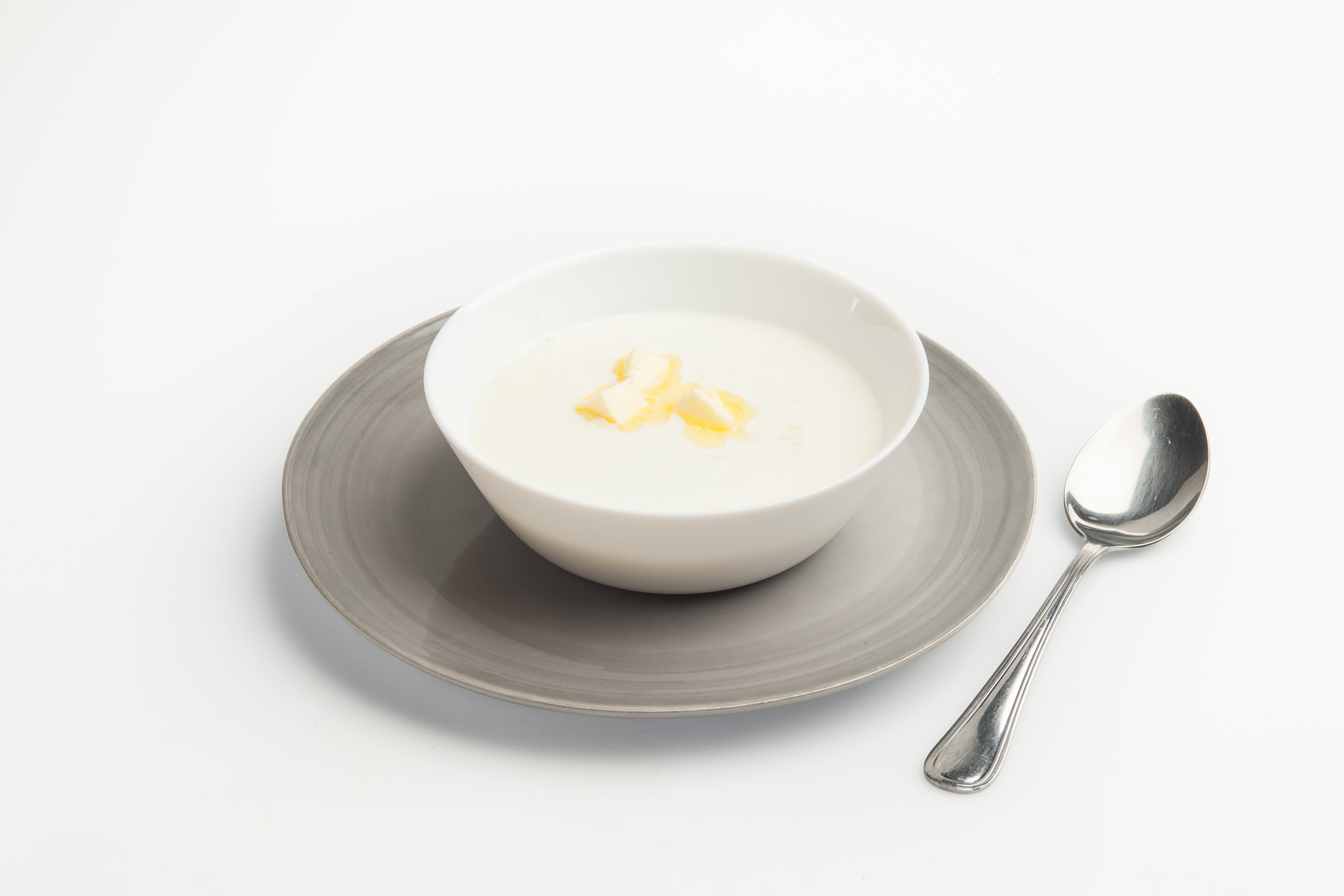 Молочный суп с рисом и корицей