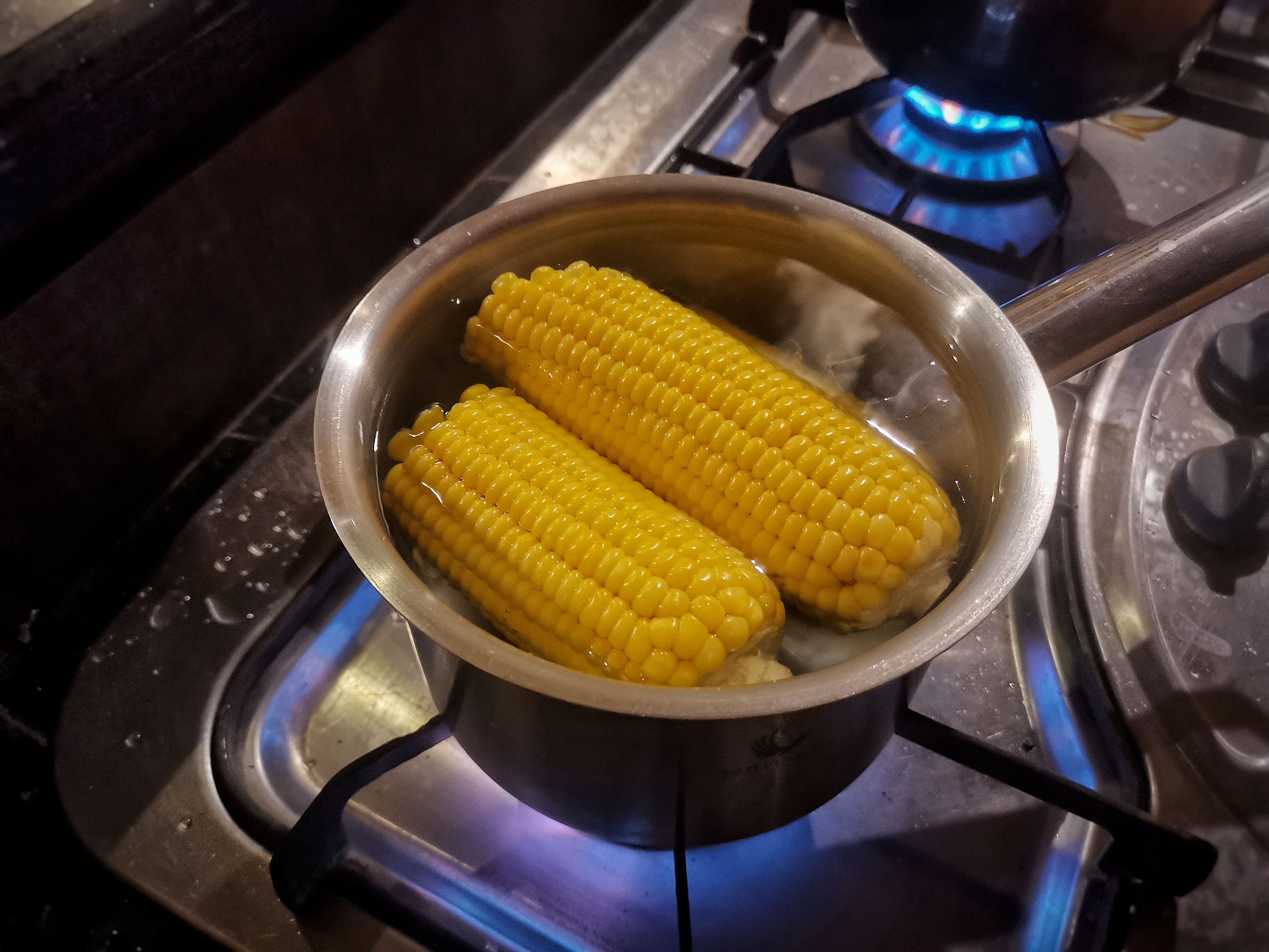 Вареная сливочная кукуруза с солью, пошаговый рецепт с фотографиями –  Русская кухня: Закуски. «Еда»