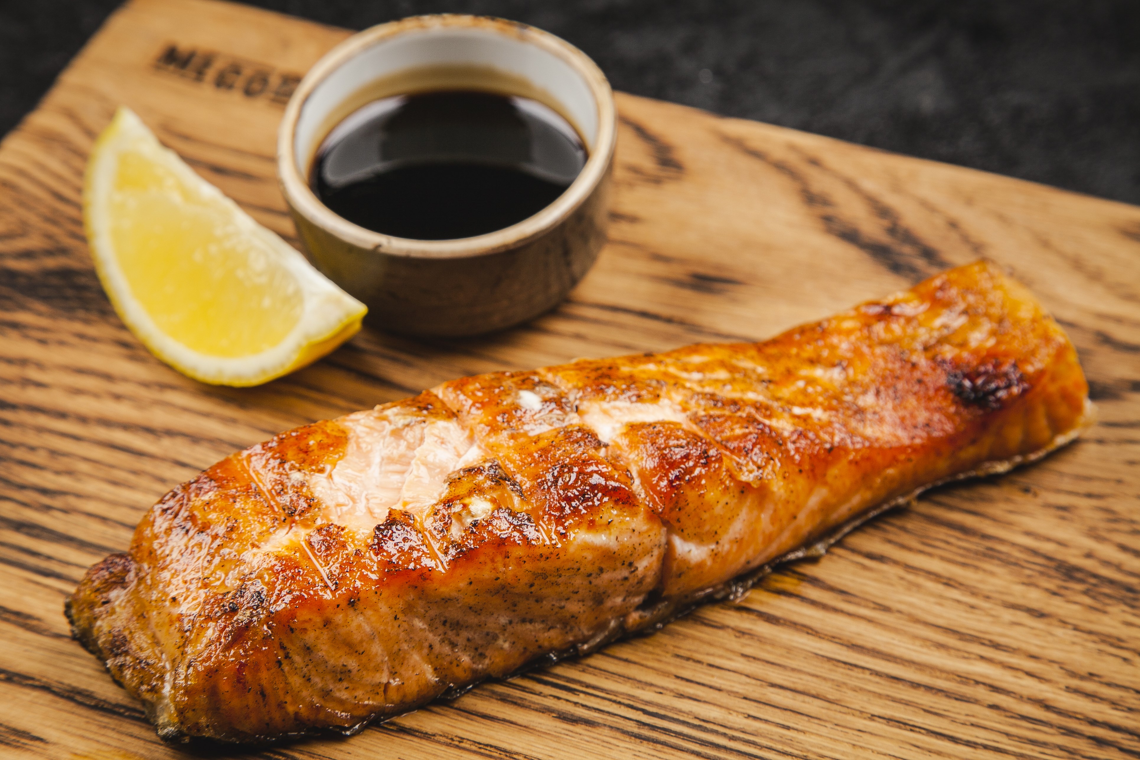 Семга на мангале – неповторимый вкус благородного лосося