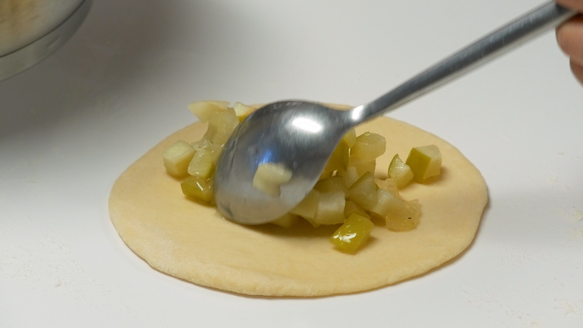 Постные пирожки с яблоками — объедение: как приготовить без яиц и масла