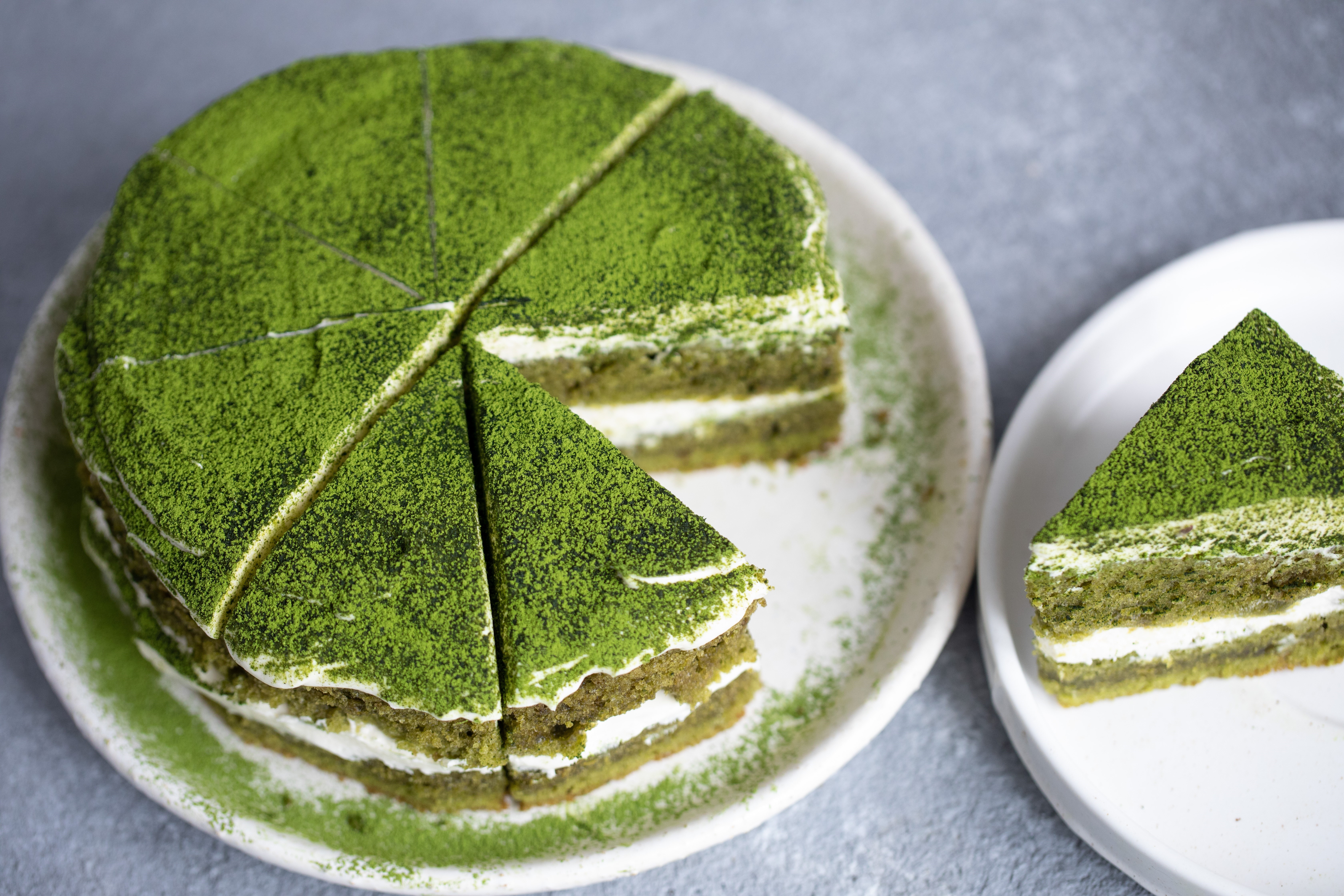 Торт «Зеленый бархат» с сырным кремом рецепт – Авторская кухня: Выпечка и  десерты. «Еда»
